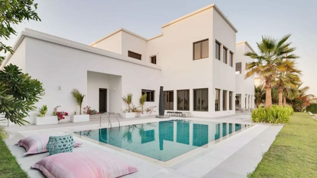 ambani networth-dubai-villa
